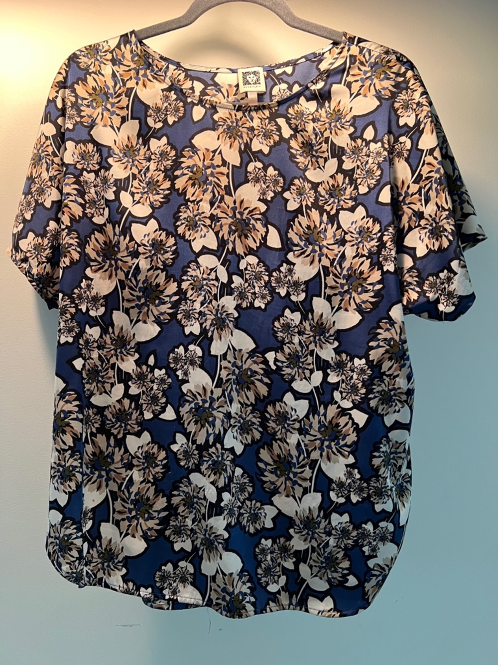 Anne Klein Blue Floral Short Sleeve Blouse
